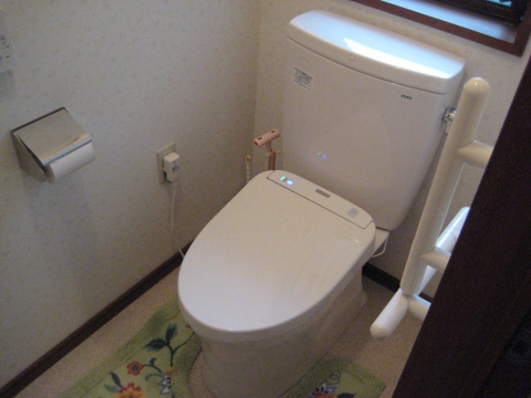 【鳥取中央店】トイレが自らきれいにするTOTOピュアレストEX。鳥取市A様邸